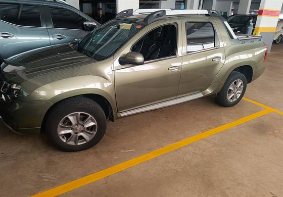 RENAULT DUSTER OROCH 2.0 16V FLEX DYNAMIQUE 4P AUTOMÁTICO