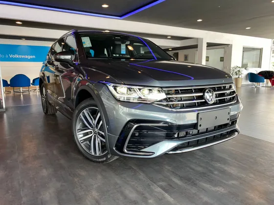 VOLKSWAGEN TIGUAN 2.0 300 TSI GASOLINA ALLSPACE R-LINE AUTOMÁTICO