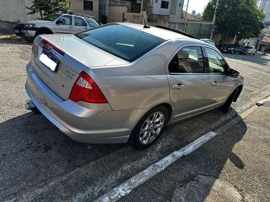 FORD-FUSION-3.0 SEL AWD V6 24V GASOLINA 4P AUTOMÁTICO FORD-FUSION-2011