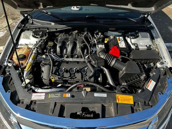 FORD-FUSION-2011