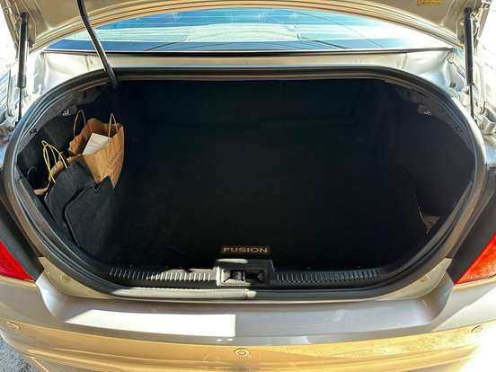 FORD-FUSION-2011