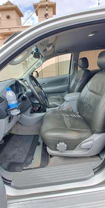 TOYOTA-HILUX-2006