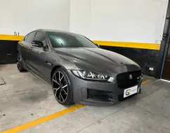 JAGUAR XE 2.0 16V SI4 TURBO GASOLINA R-SPORT 4P AUTOMÁTICO JAGUAR XE 2.0 16V SI4 TURBO GASOLINA R-SPORT 4P AUTOMÁTICO