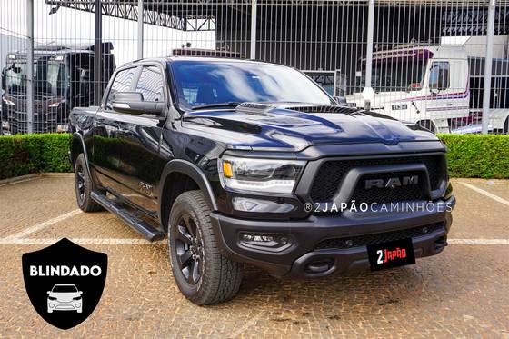 RAM 1500 5.7 V8 GASOLINA REBEL CD 4X4 AUTOMÁTICO