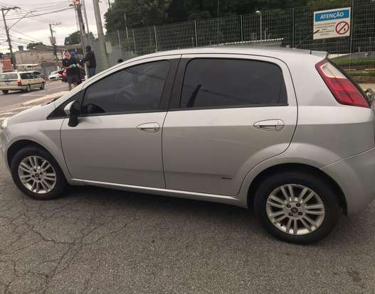 FIAT-PUNTO-2011