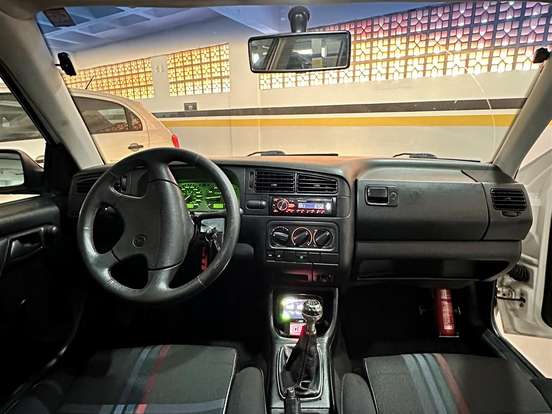VOLKSWAGEN-GOLF-2.0 MI GTI 8V GASOLINA 2P MANUAL VOLKSWAGEN-GOLF-1994