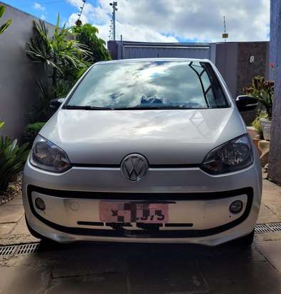VOLKSWAGEN-UP-2017