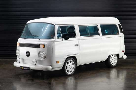 VOLKSWAGEN-KOMBI-1.6 MI STD 8V GASOLINA 3P MANUAL VOLKSWAGEN-KOMBI-1999