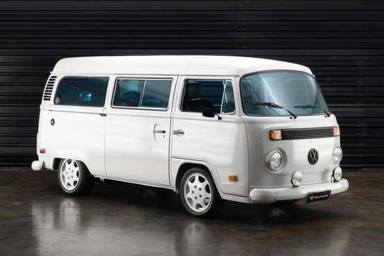VOLKSWAGEN-KOMBI-1.6 MI STD 8V GASOLINA 3P MANUAL VOLKSWAGEN-KOMBI-1999