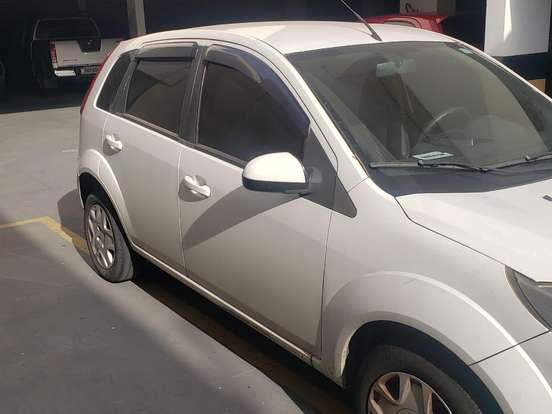 FORD-FIESTA-2013