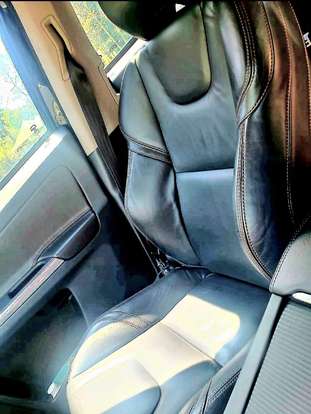 VOLVO-XC60-2014