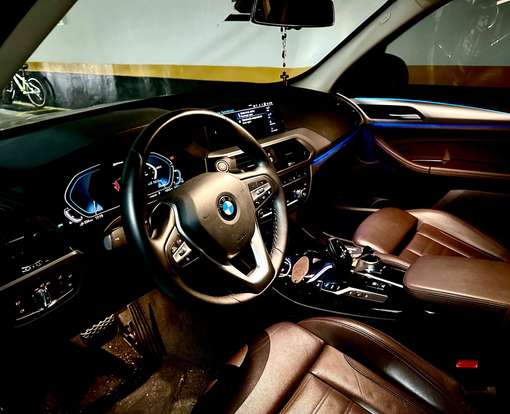 BMW-X3-2021