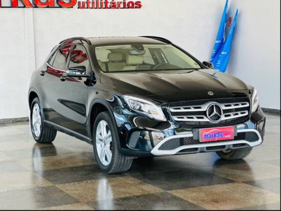 MERCEDES-BENZ GLA 200 1.6 CGI FLEX STYLE 7G-DCT