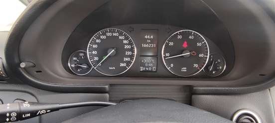 MERCEDES-BENZ-C 230-2005