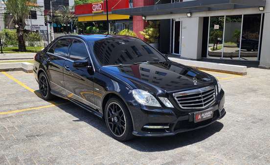 MERCEDES-BENZ-E 500-2011