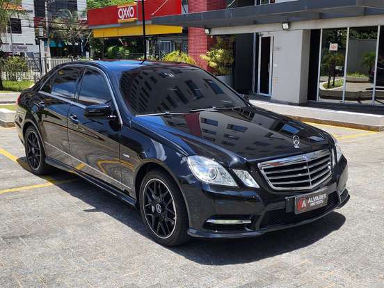 MERCEDES-BENZ-E 500-5.5 GUARD VR4 V8 GASOLINA 4P AUTOMÁTICO MERCEDES-BENZ-E 500-2011