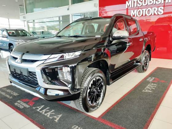 MITSUBISHI L200 TRITON 2.4 16V TURBO DIESEL SPORT HPE CD 4P 4X4 AUTOMÁTICO