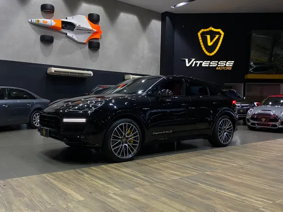 PORSCHE CAYENNE 4.0 V8 E-HYBRID TURBO S COUPÉ AWD TIPTRONIC S