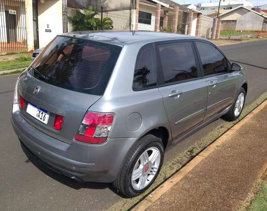 FIAT-STILO-1.8 MPI 8V FLEX 4P AUTOMATIZADO FIAT-STILO-2010
