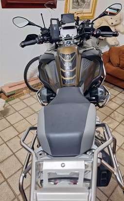 BMW-R 1250 GS ADVENTURE PREMIUM + EXCLUSIVE-2020