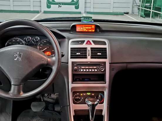 PEUGEOT-307-2.0 PRESENCE PACK 16V FLEX 4P TIPTRONIC PEUGEOT-307-2010