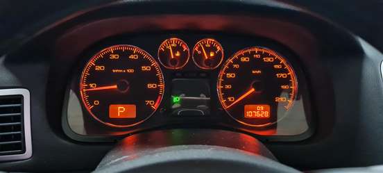 PEUGEOT-307-2010