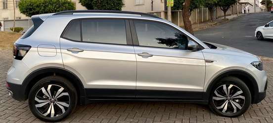 VOLKSWAGEN-T-CROSS-2021