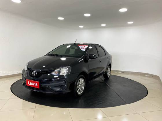 TOYOTA ETIOS 1.5 X PLUS 16V FLEX 4P AUTOMÁTICO