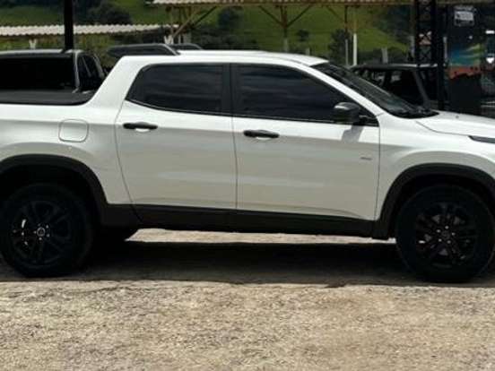 FIAT-TORO-2.0 16V TURBO DIESEL FREEDOM MANUAL FIAT-TORO-2017