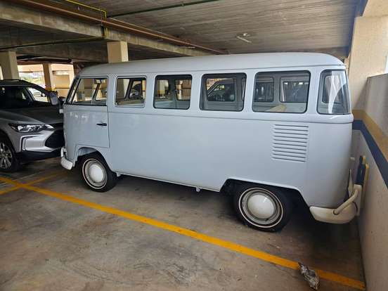 VOLKSWAGEN-KOMBI-1.5 LUXO 8V GASOLINA 3P MANUAL VOLKSWAGEN-KOMBI-1970