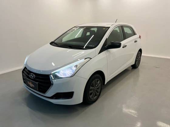 HYUNDAI HB20 1.0 COMFORT 12V FLEX 4P MANUAL