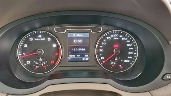AUDI-Q3-2013