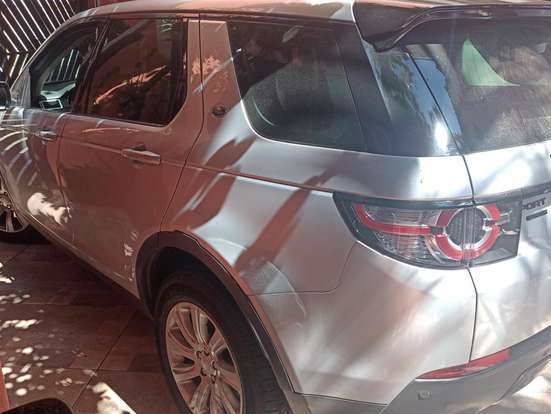LAND ROVER-DISCOVERY SPORT-2016