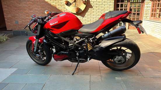 DUCATI-STREETFIGHTER S-2009