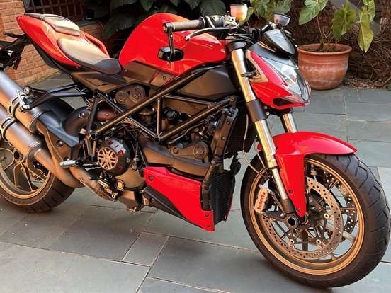 DUCATI-STREETFIGHTER S DUCATI-STREETFIGHTER S-2009