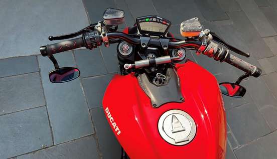 DUCATI-STREETFIGHTER S-2009