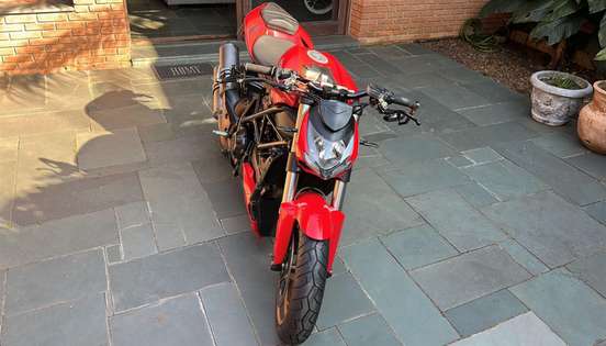 DUCATI-STREETFIGHTER S-2009