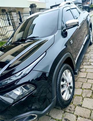 FIAT TORO 2.0 16V TURBO DIESEL VOLCANO 4WD AT9