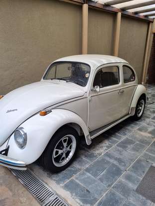 VOLKSWAGEN-FUSCA-1983