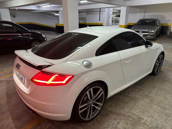 AUDI-TT-2016