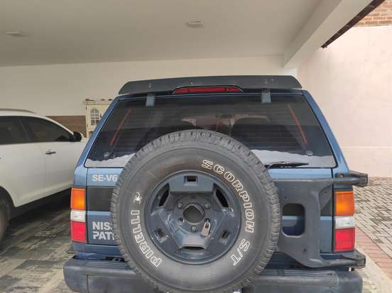 NISSAN-PATHFINDER-1994