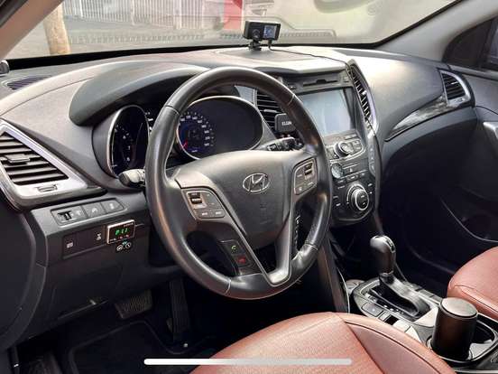 HYUNDAI-GRAND SANTA FÉ-3.3 MPFI V6 4WD GASOLINA 4P AUTOMÁTICO HYUNDAI-GRAND SANTA FÉ-2013