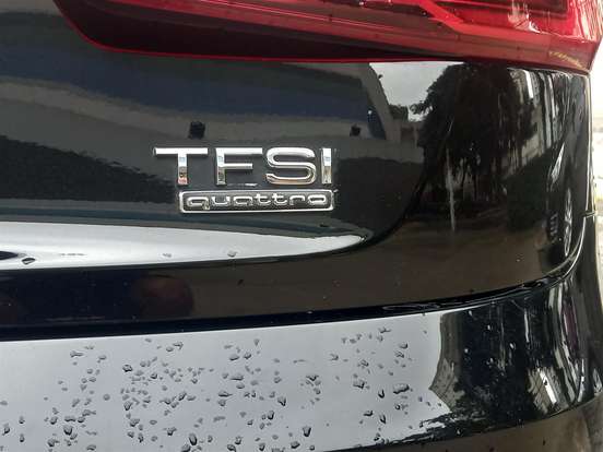 AUDI-Q3-2015