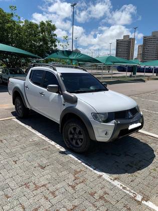 MITSUBISHI L200 SAVANA 3.2 4X4 16V TURBO INTERCOOLER DIESEL 4P AUTOMÁTICO