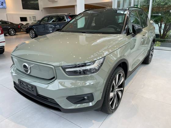 VOLVO XC40 P8 RECHARGE ELECTRIC BEV PURE AWD