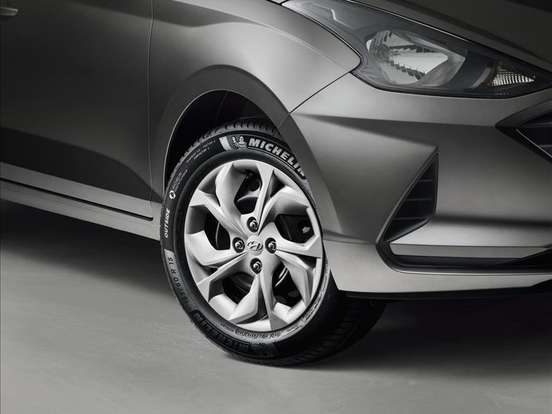 HYUNDAI-HB20S-1.0 12V FLEX COMFORT MANUAL HYUNDAI-HB20S-2023