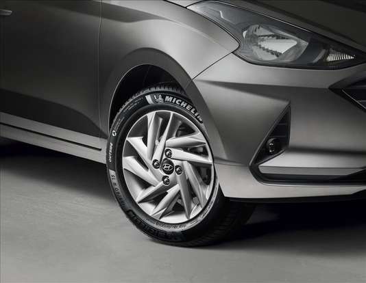 HYUNDAI-HB20S-2023