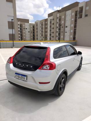 VOLVO C30 2.0 GASOLINA 2P AUTOMÁTICO