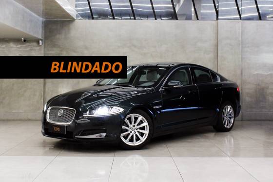 JAGUAR XF 2.0 PREMIUM LUXURY TURBOCHARGED GASOLINA 4P AUTOMÁTICO