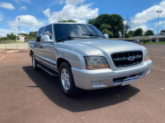 CHEVROLET S10 2.4 MPFI 4X2 CS 8V GASOLINA 2P MANUAL